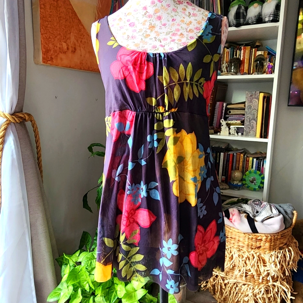 Vintage Sweet Pea sleeveless top
